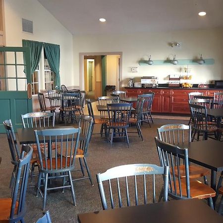 Amish Inn Nappanee Exterior foto